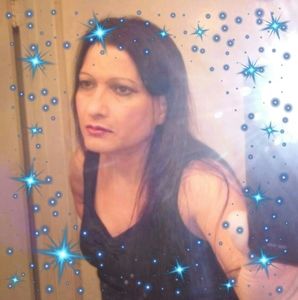 Meet your Posher, Arika